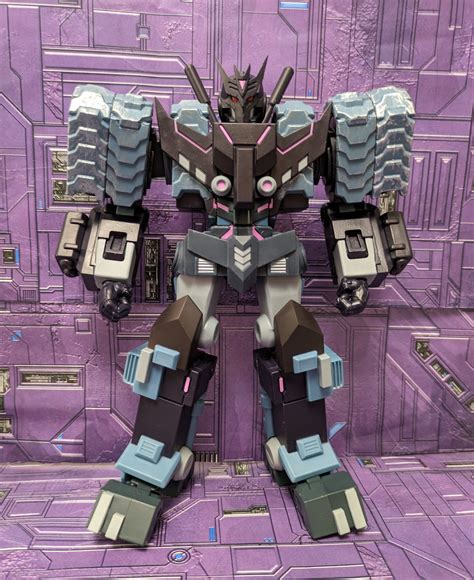 Super Transformers Ultimates Wave Idw Tarn In Hand Images