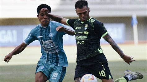 Persib Bandung Imbang Rasa Menang Atas Psbs Biak Bobotoh Senang Tapi