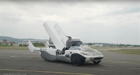 See This Flying Car Take Its Very First Flight - Nerdist