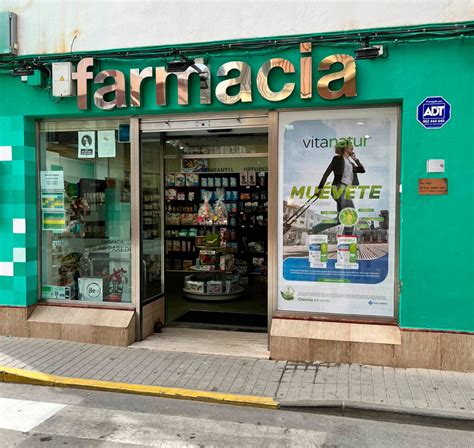 Montajes profesionales para Farmacia en Tomares Sevilla Rótulos Sevilla