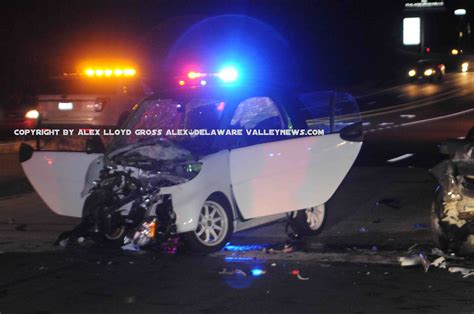 Head On Crash In Bensalem Closes Knights Road Delaware Valley News