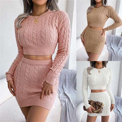 Casual Fried Dough Twist Navel Revealing Sweater Buttock Skirt Knitting