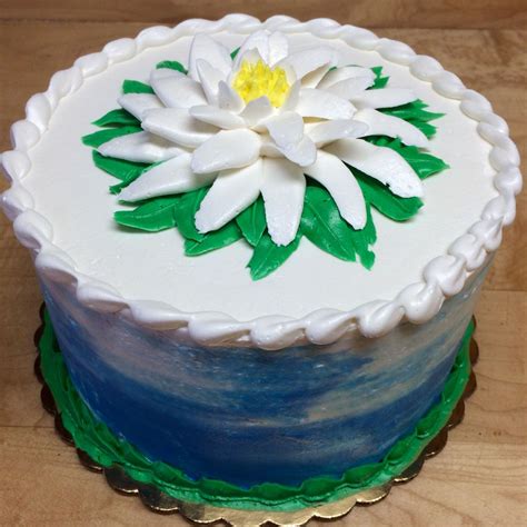 Water Lily Cake Muellers Bakery Lily Cake Rustic Cake Floral Cake