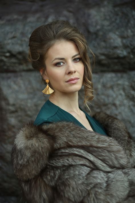 Олеся Фаттахова - актриса - фотографии - российские актрисы - Кино-Театр.РУ