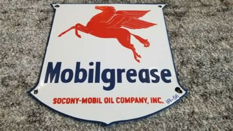 Vintage Porcelain Mobil Grease Service Station Gasoline Pegasus Pump