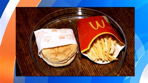 A Mcdonalds Burger And Fries Remain Mold Free After 6 Years