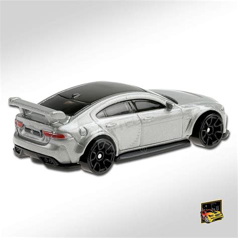 Hot Wheels Jaguar Xe Sv Project Silver Scale