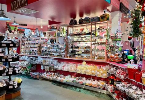 The Oregon Coast Sweet Shop Thats Been A Local Favorite For 60 Years