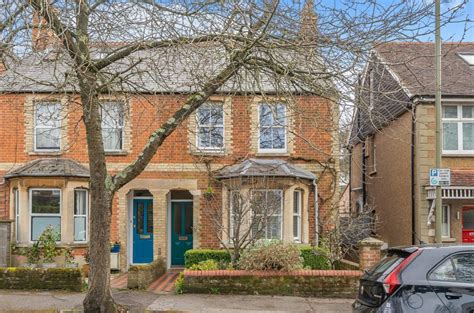 Latimer Road Headington Oxford 4 Bed Semi Detached House For Sale £