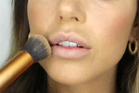 How To Apply Lipstick Perfectly Everytime For Every Lip Shape Woman And Lifestyle