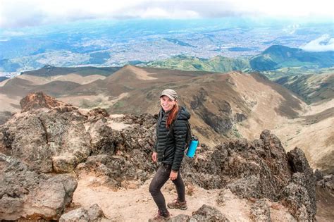 How to Complete the Rucu Pichinchia Hike in Quito, Ecuador