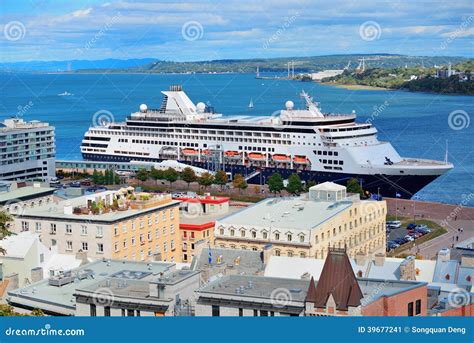 Cruise ship in Quebec City stock image. Image of building - 39677241