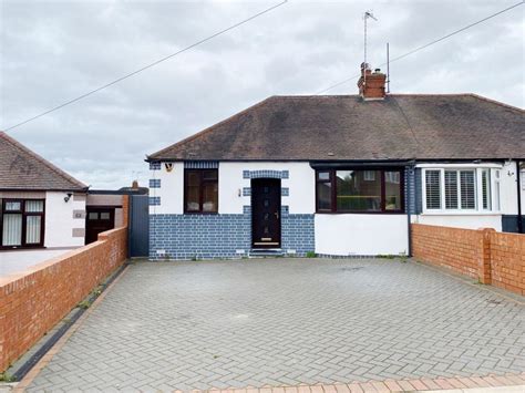 Friars Crescent Delapre Northampton 2 Bed Semi Detached Bungalow