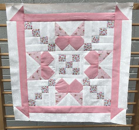 June Monthly Mini Quilt Free Pattern