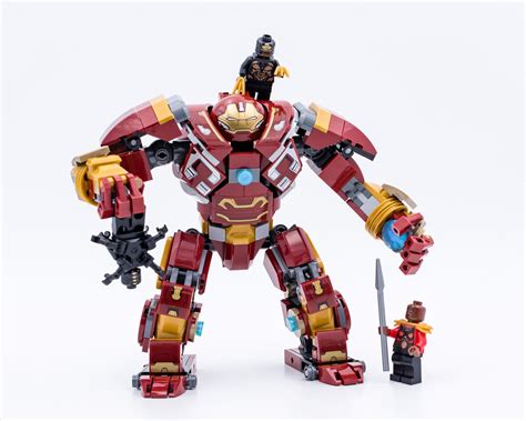 Review LEGO Marvel 76247 The Hulkbuster The Battle Of Wakanda