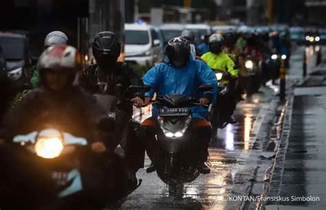 Cuaca Besok 29 11 Di Jakarta Berpotensi Hujan Ringan Siap Siap Bawa