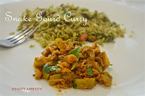 Snakegourd Curry Pudalangai Poriyal Snake Gourd Stir Fry Easy Curry