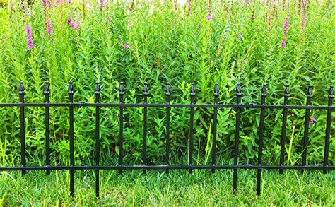 Thealyn Metal Decorative Garden Fence 57cm Wide X 45cm High 5 Panels