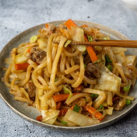 Yaki Udon Rezept Gebratene Udon Nudeln Nach Japanischer Art