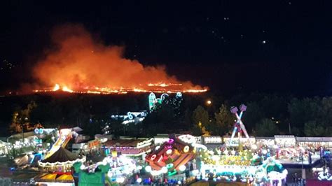 Los Fuegos Artificiales Provocan Un Incendio De Grandes Dimensiones En