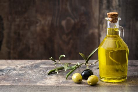 Complete Olive Oil Guide Regular Olive Oil Vs Extra Virgin Different