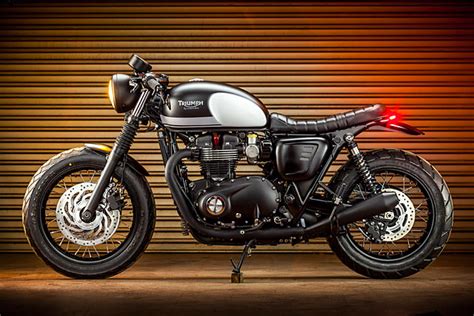 Renegade Parade A Brat Tracker Triumph T120 From Spains Macco Motors