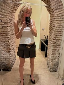 INSTA Ellie Goulding Black Bikini Selfie 7 14 25 Phun Org Forum