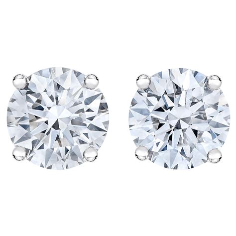 1 Carat Diamond Solitaire Stud Earrings For Sale At 1stdibs Solitaire