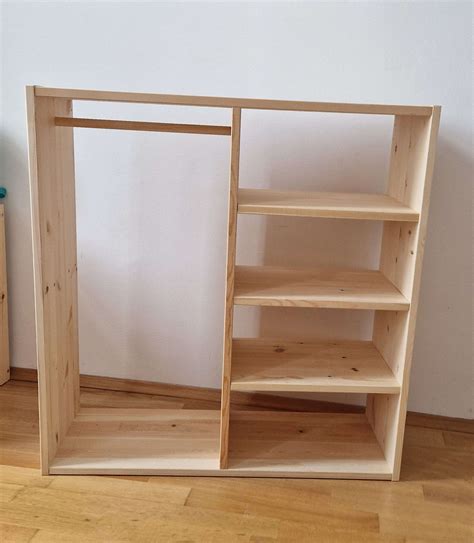 Diy Montessori Kleiderschrank