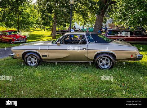 Des Moines Ia July 02 2022 High Perspective Side View Of A 1974 Oldsmobile Cutlass Supreme