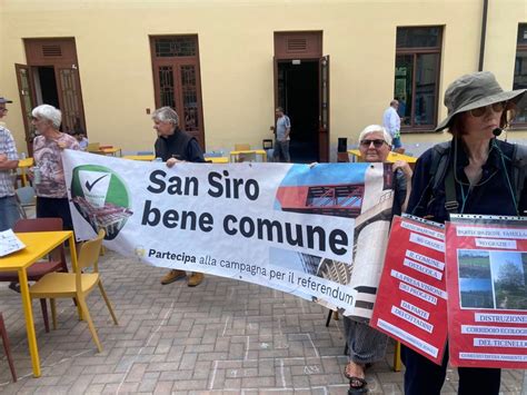 Milano Forum Della Partecipazione Contestazione A Sala Che Replica