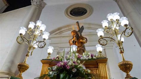 La Procesión De Jesús Nazareno Recorre Las Calles De Benidorm Benidorm