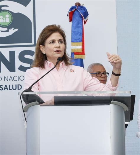 Vicepresidenta Raquel Peña deja iniciado trabajos de ampliación y