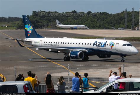 Pr Azb Azul Embraer Erj Ar Erj Igw Photo By Lorenzo Afonso