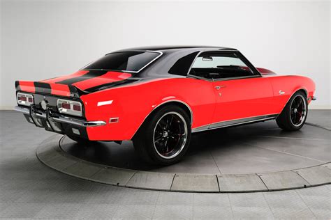 Two Tone 67 Team Camaro Tech