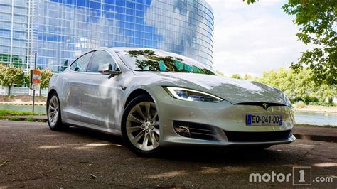 Lautonomie Des Tesla Model S Et Model X Revue à La Hausse