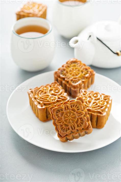 Traditional Chinese mooncakes 15760741 Stock Photo at Vecteezy