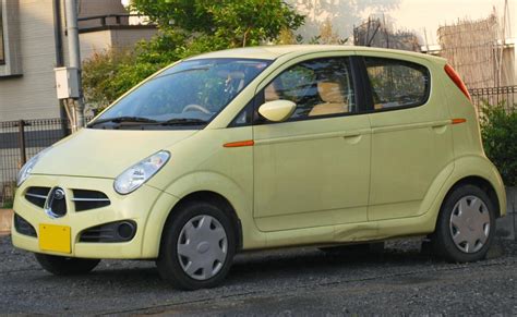 Subaru R2