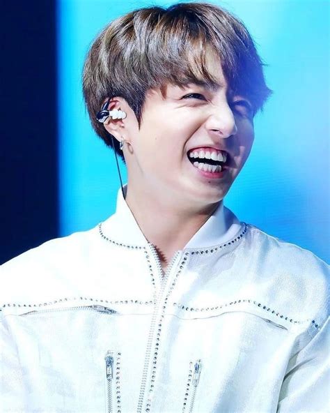 전정국🐰 Jeon Jungkook 🐰 ~bts⁷ On Instagram “his Beautiful Bunny Smile A