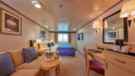 Queen Elizabeth Cabins, Staterooms & Suite Pictures- Cunard Line Queen ...