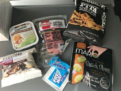 Review American Airlines Snack Pack Travel Codex