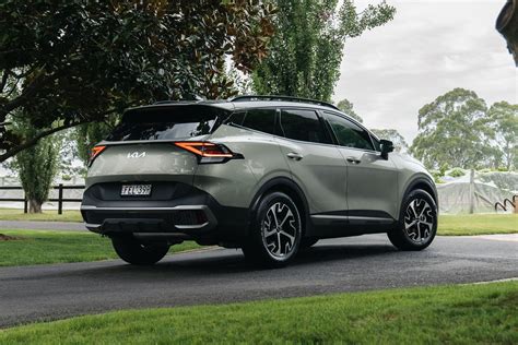 Prix et spécifications du Kia Sportage hybride 2024 Express Auto