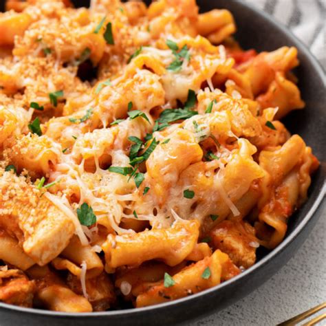 Chicken Scarpariello Braised Chicken The Clean Eating Couple