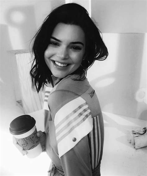 Superfan Kendall Jenner My Girl Nicole Celebs Fashion Outfits Instagram Photo Model