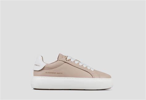Soho Woman Nude White