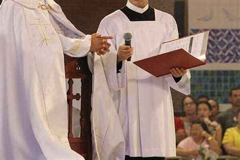 Coroinhas E Ac Litos Voca O E Servi O Ao Altar Do Senhor