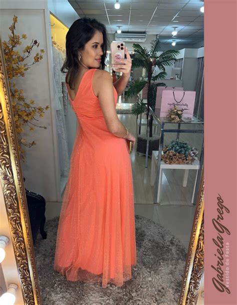 Vestido Longo Coral Em Tule De Brilho