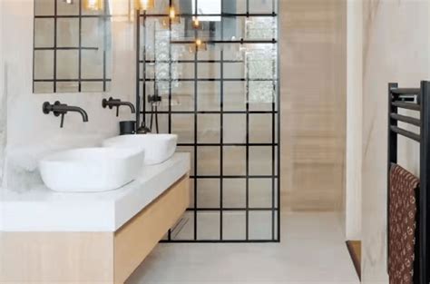 Israel Apartment | George Bathroom