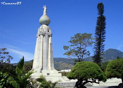 Monumento Al Divino Salvador Del Mundo El Monumento Al Div Flickr