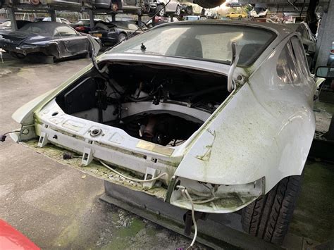 Porsche 911 964 Carrera 2 Coupe Rolling Body Shell UK GB RHD 964 Body